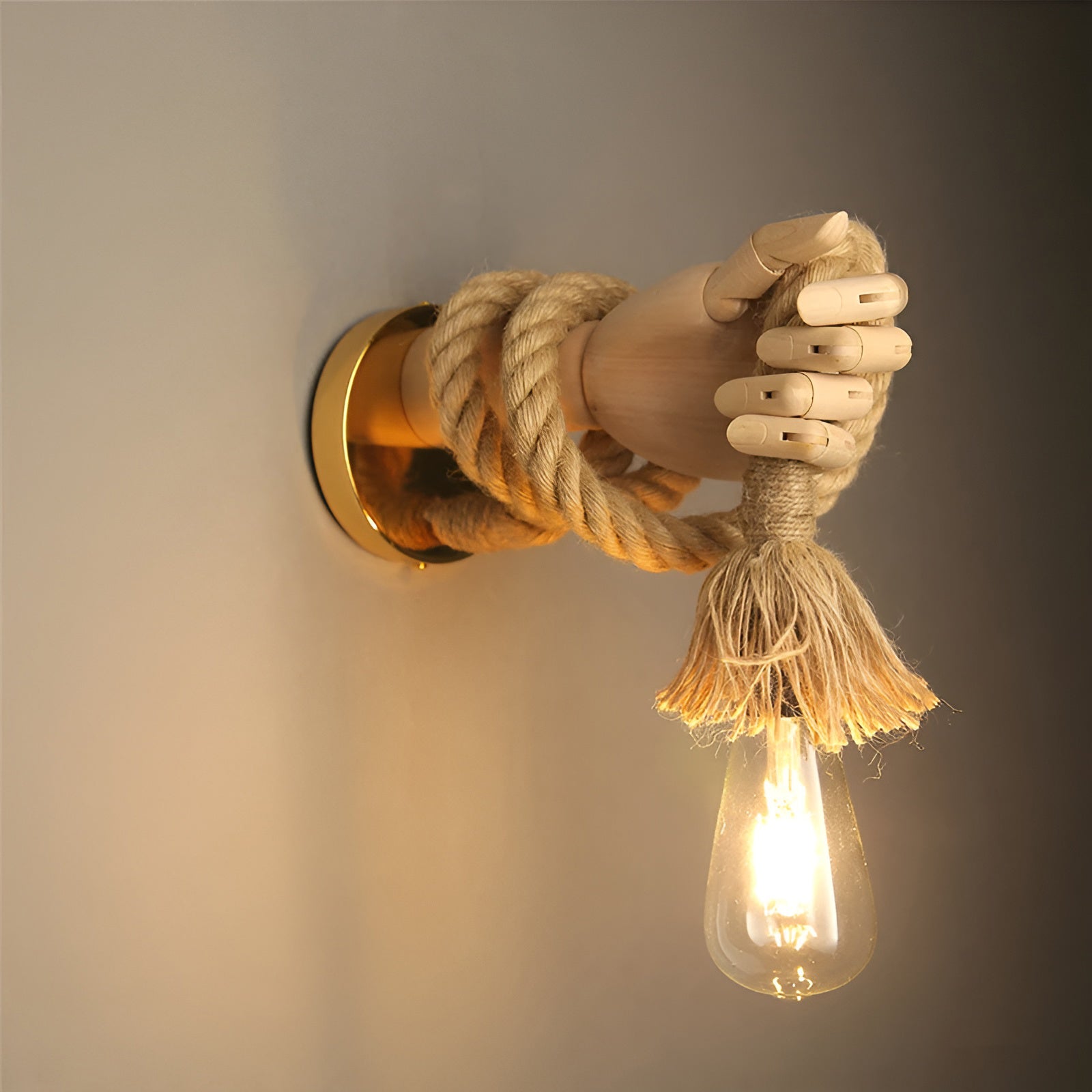 Rope - Rustic wall lamp with timeless design