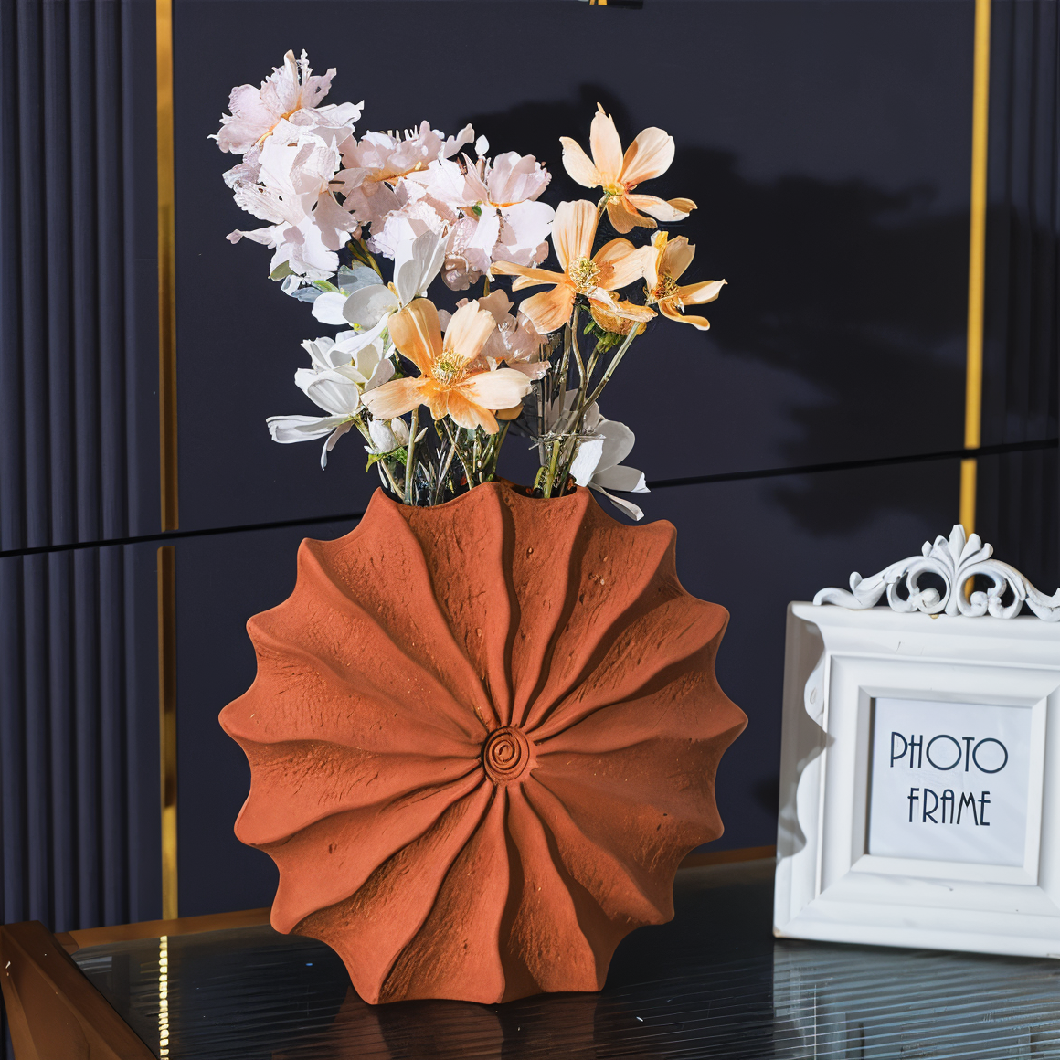 Foldedesign Geometric Retro Vase