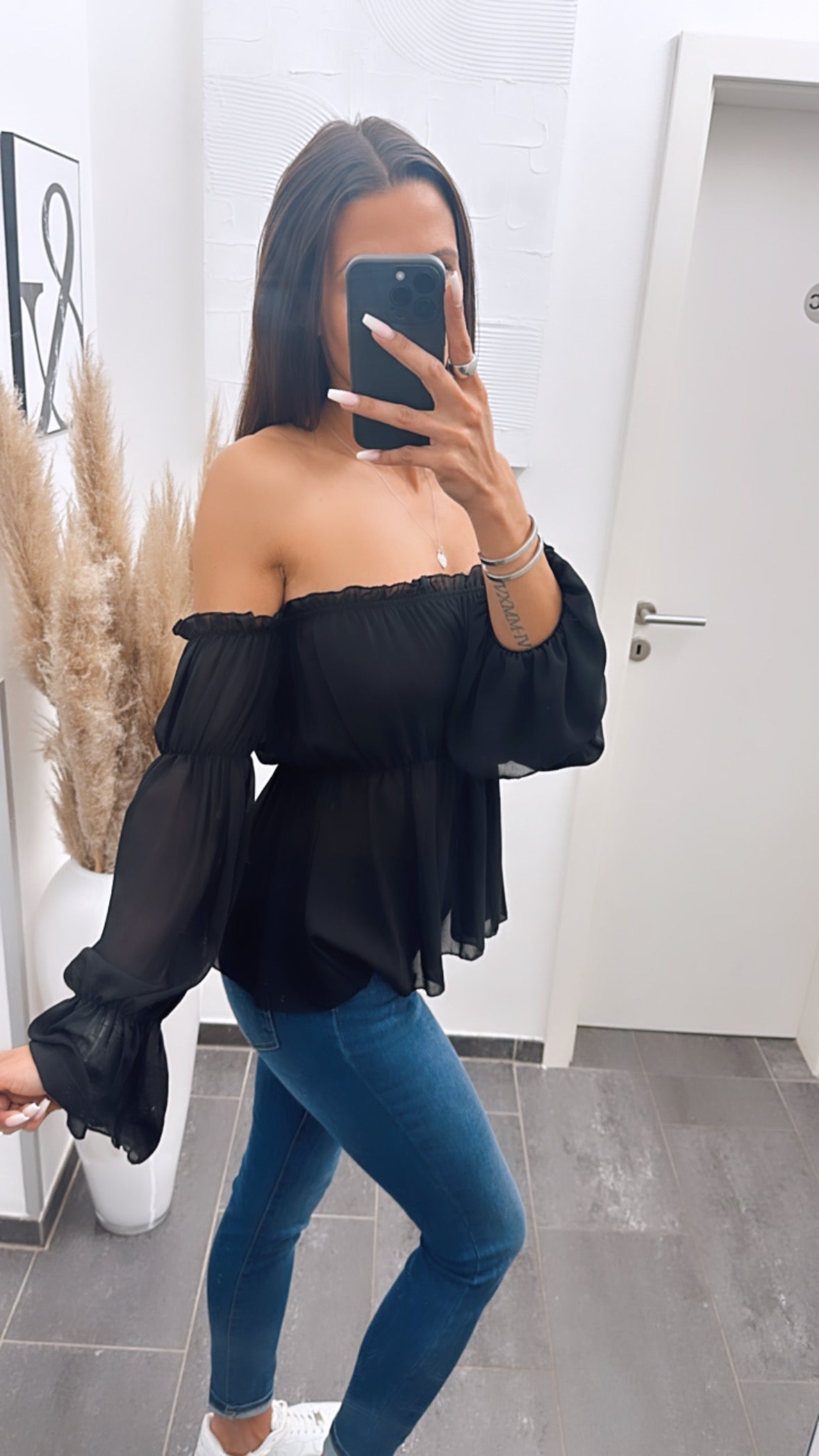 Ava Shoulder Blouse