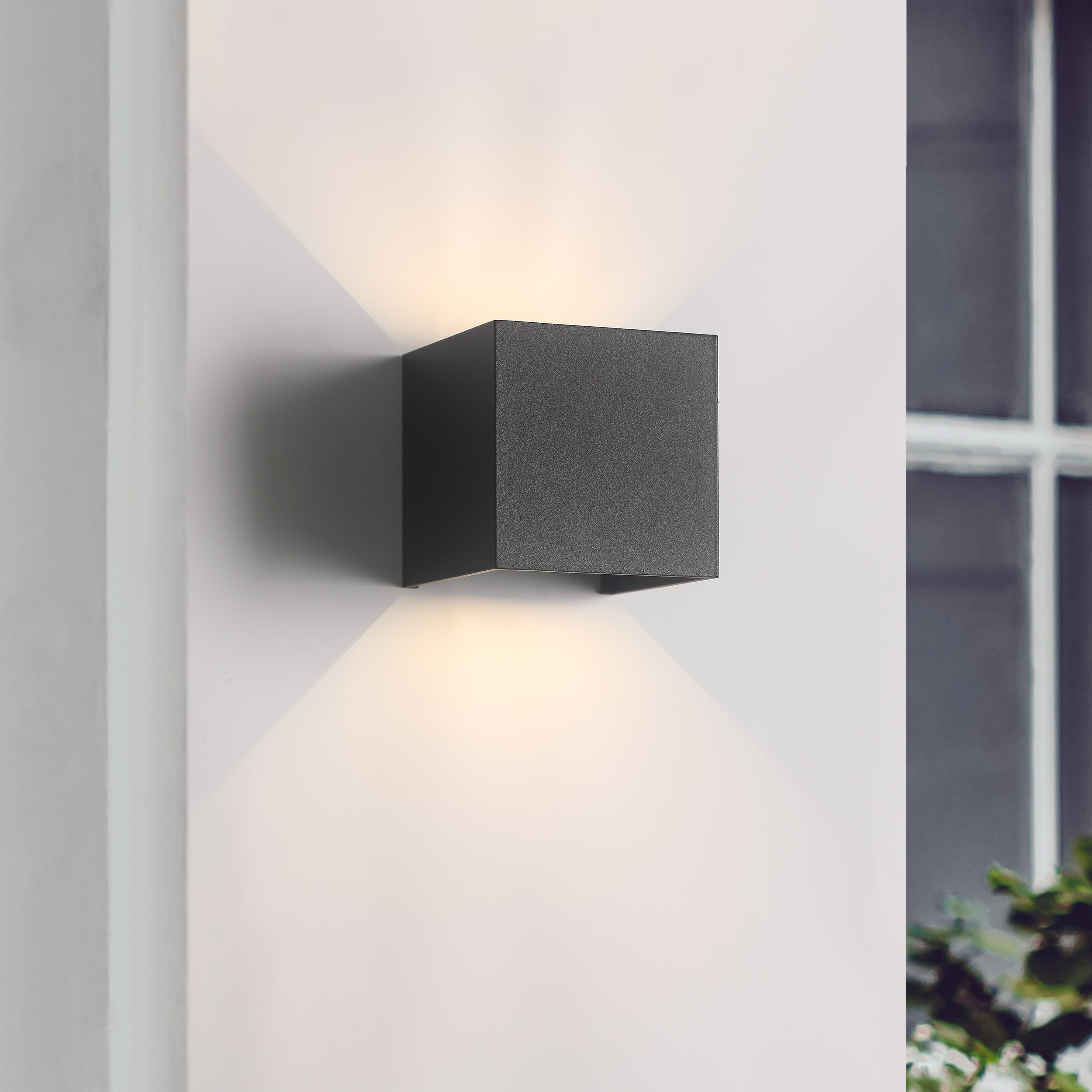 Vero LED Wall Light