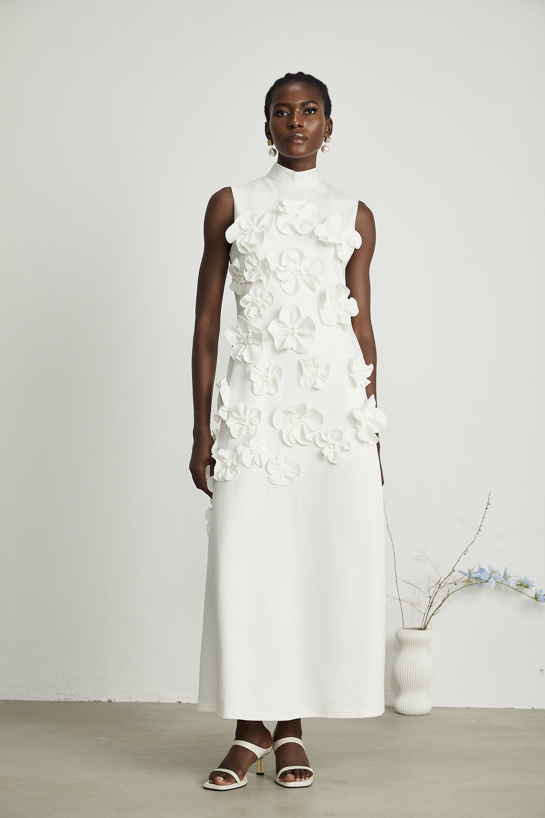 Monaliza - Sculptural Floral Maxi Dress for Elegant Flow