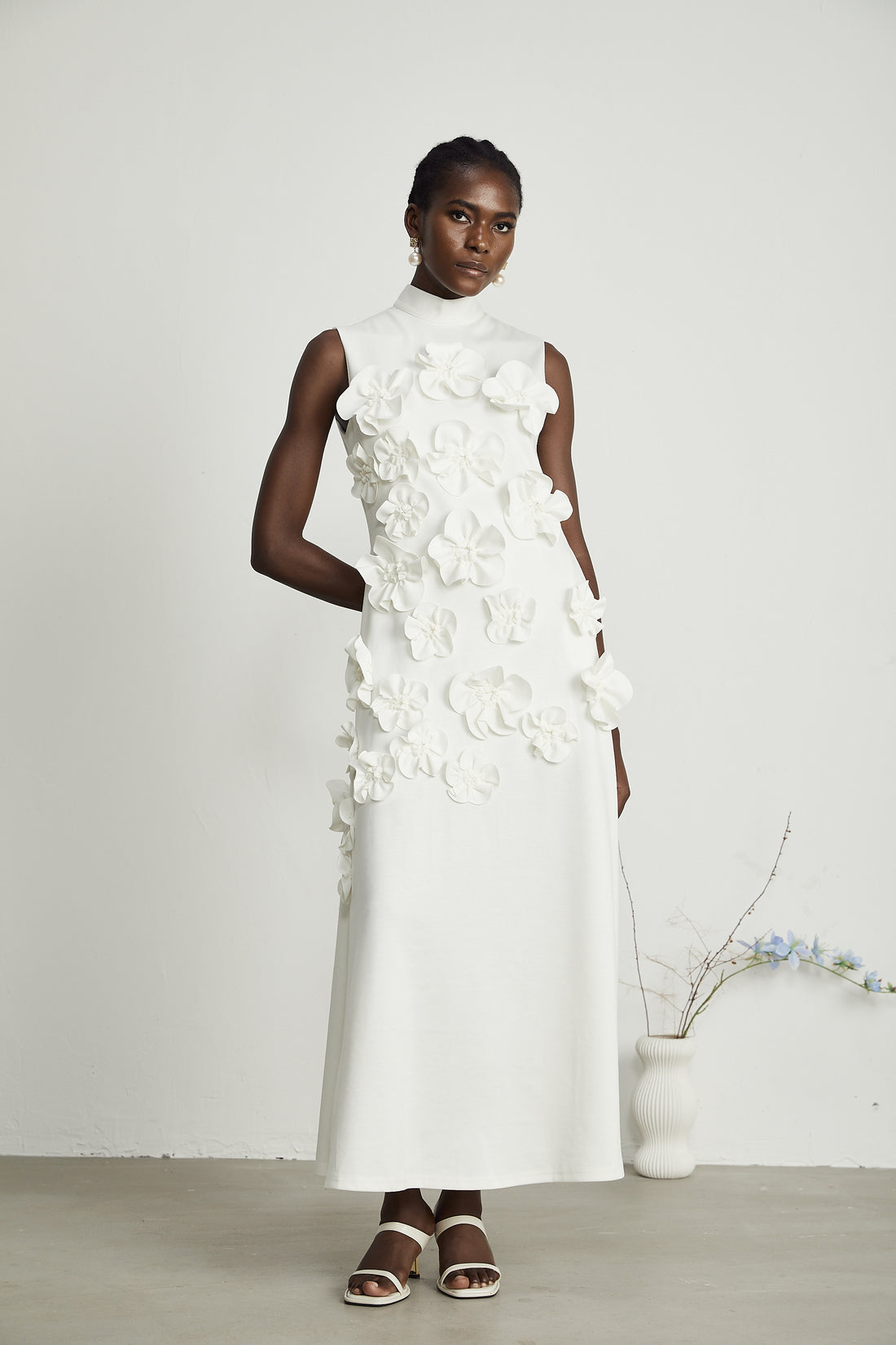 Monaliza - Sculptural Floral Maxi Dress for Elegant Flow