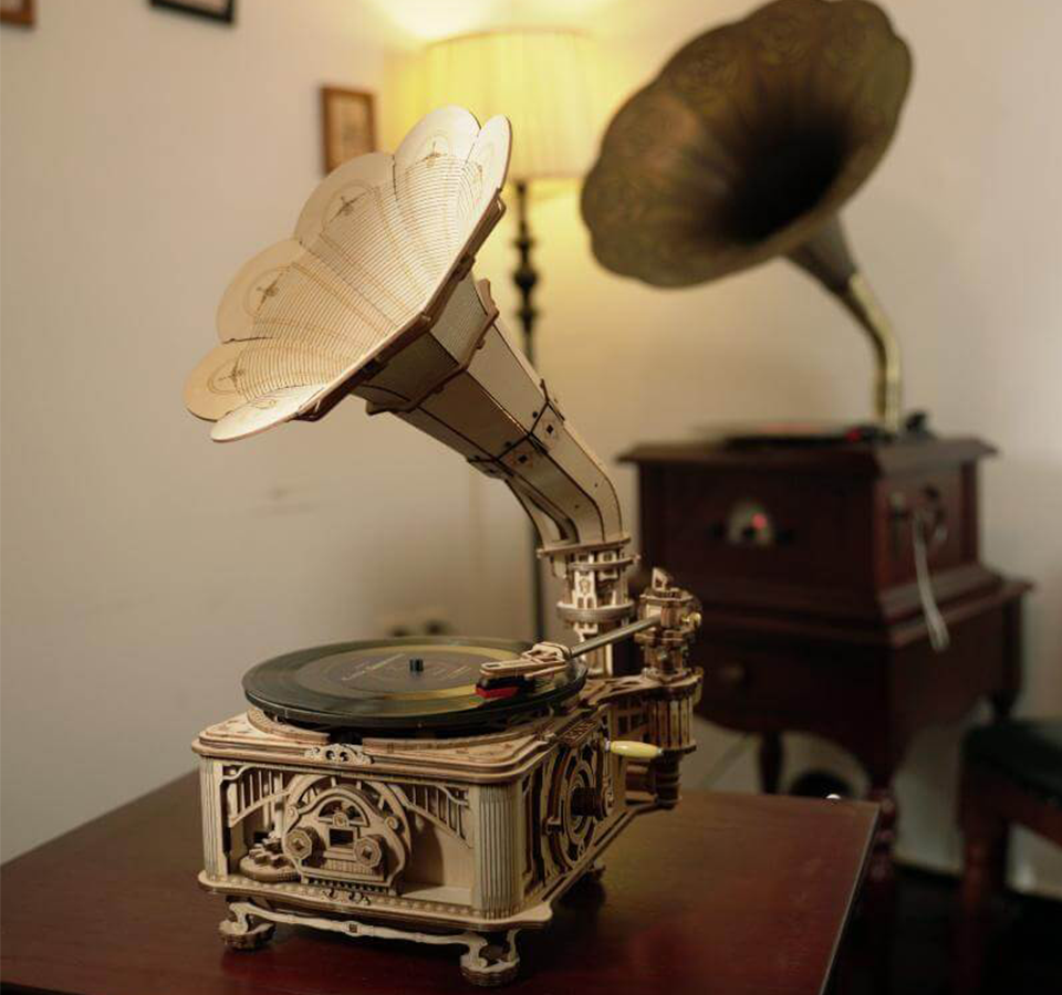 Retro gramophone