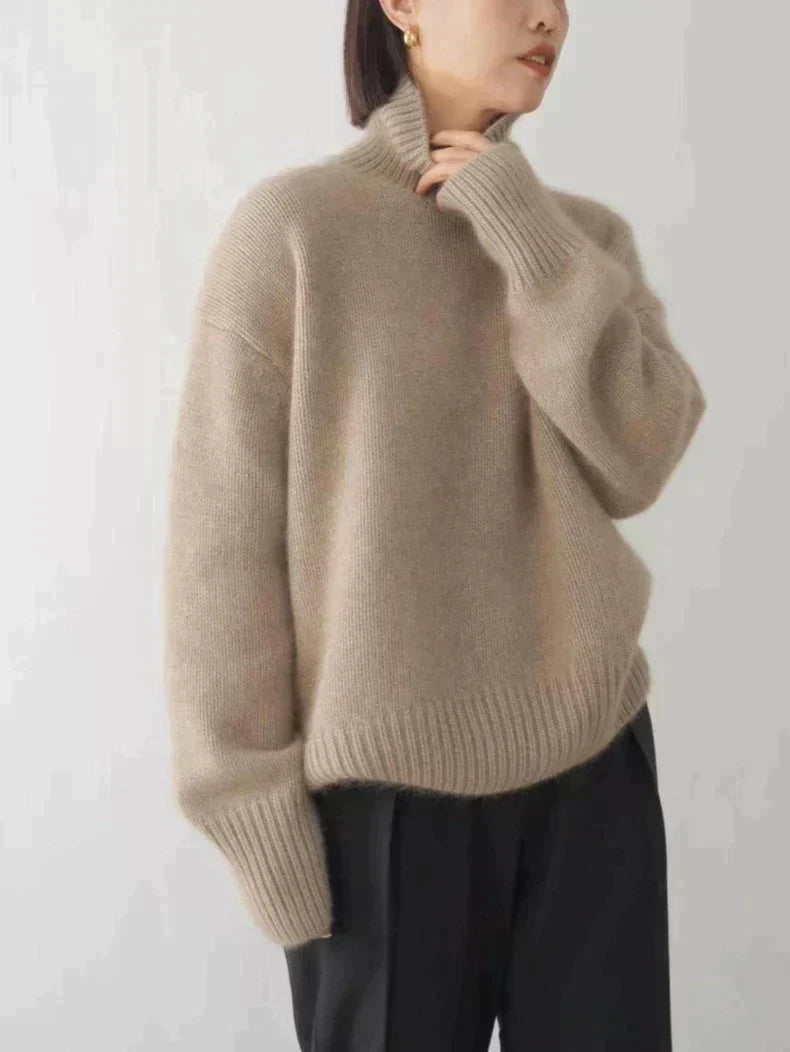 Luna - Wool Turtleneck Sweater