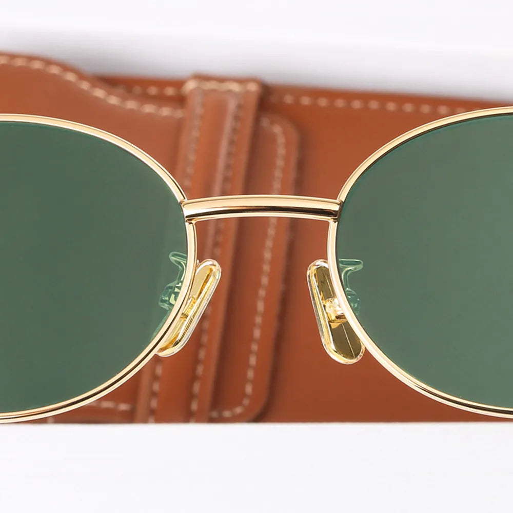 Iridescent and Lightweight Sunglasses Luna