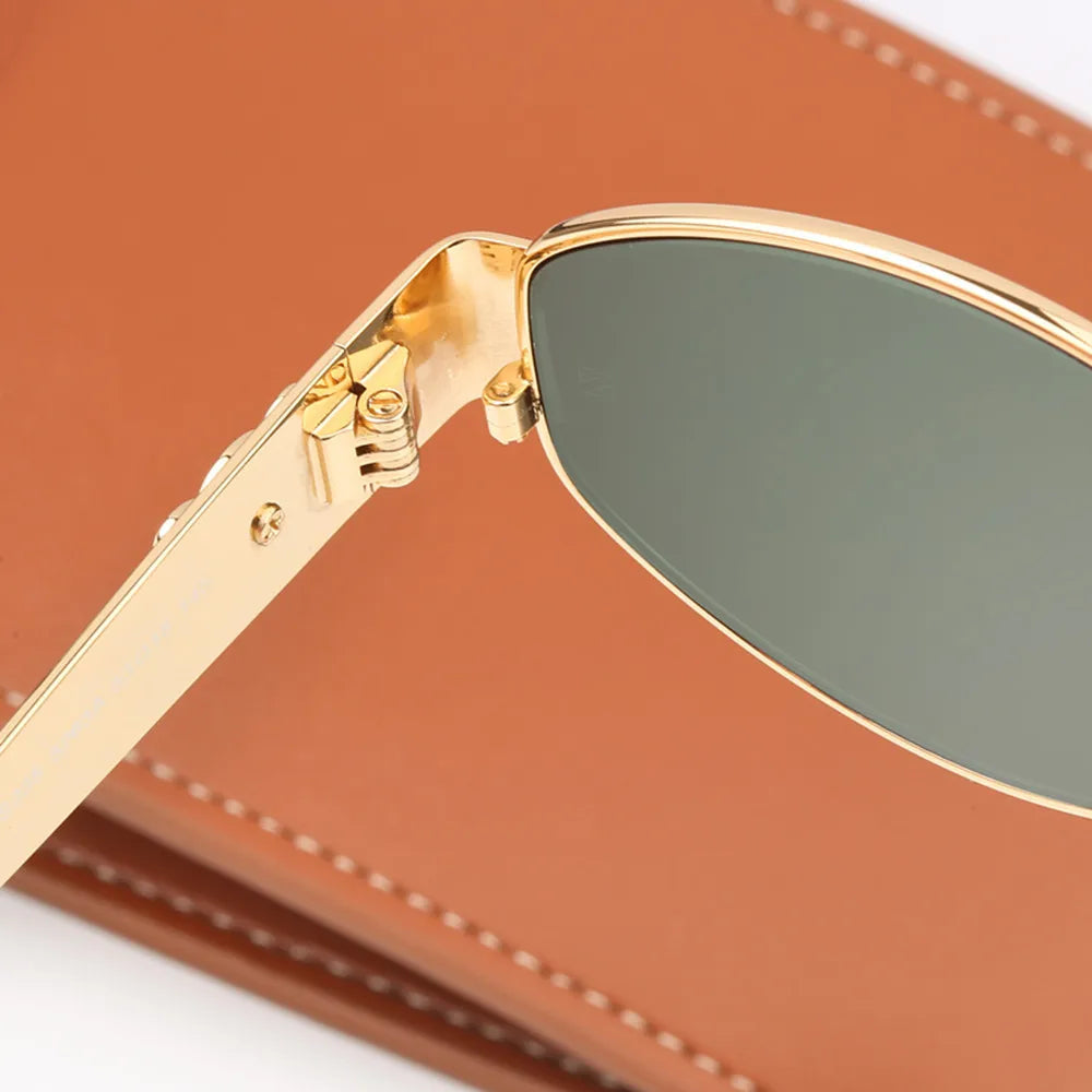 Iridescent and Lightweight Sunglasses Luna