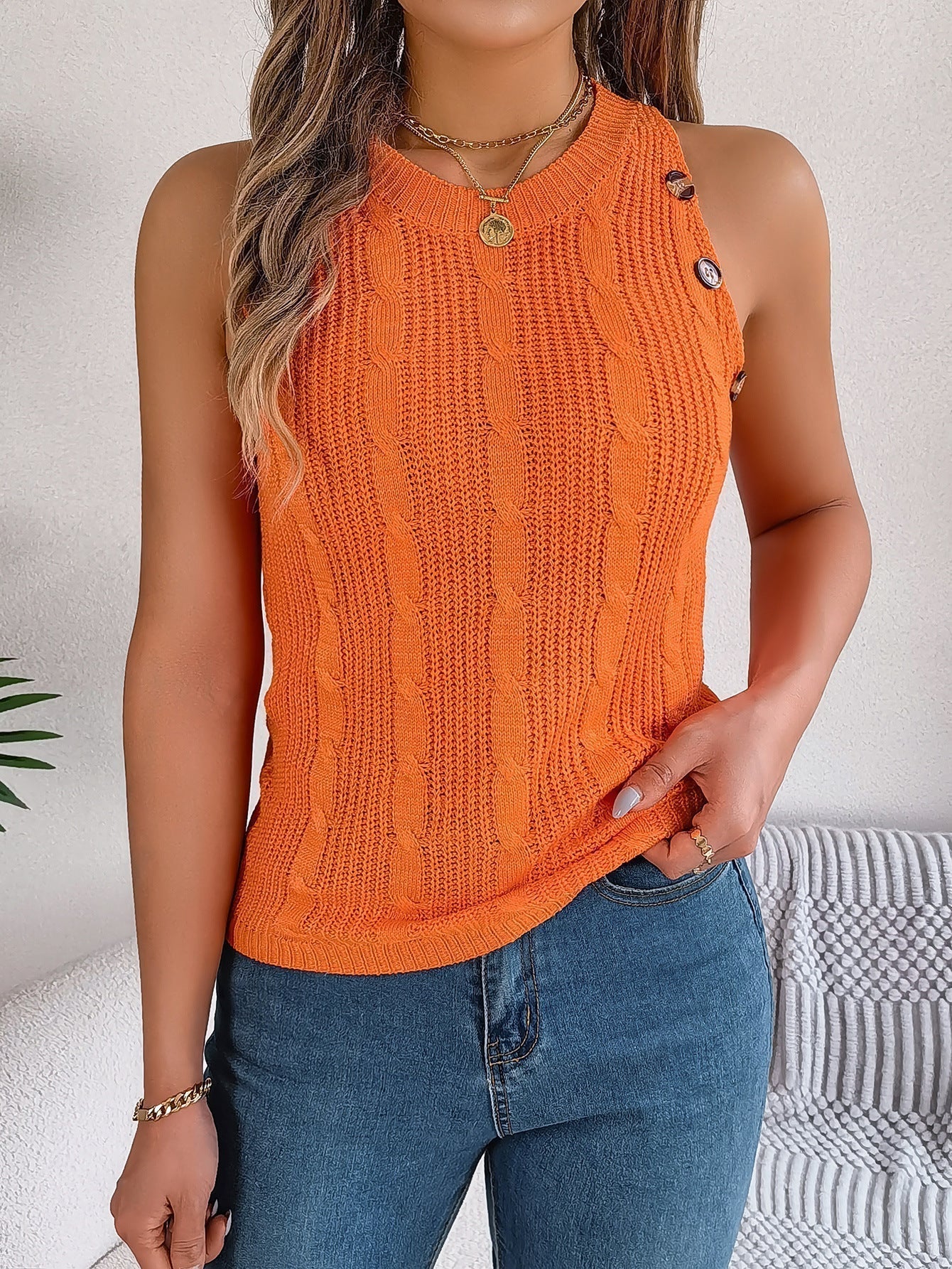 Minerva - Solid Color, Twisted Sleeveless Top