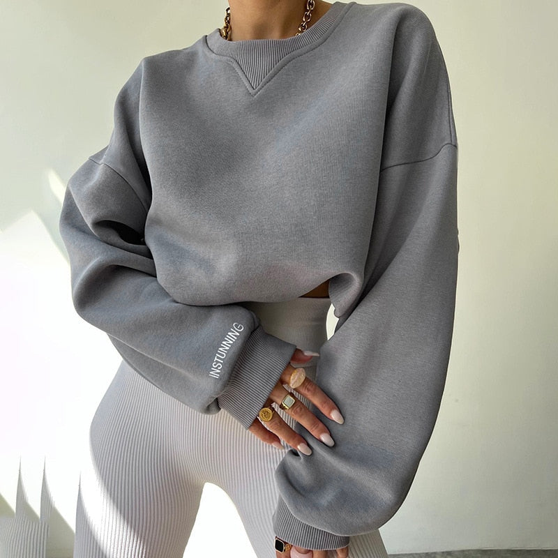 Mie - Oversized Long Sleeve Top with Round Neck