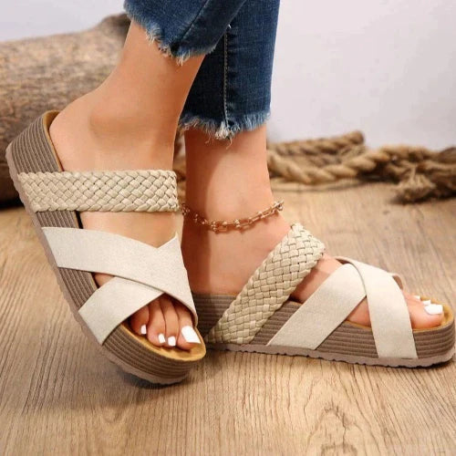 Khloe - trendy sandals