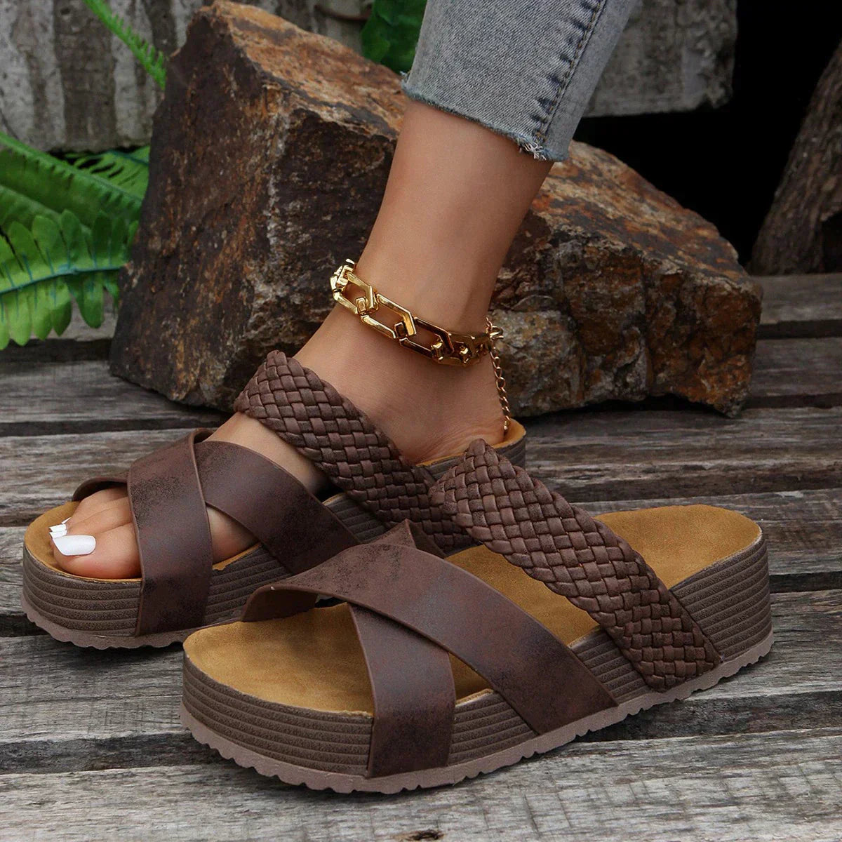 Khloe - trendy sandals