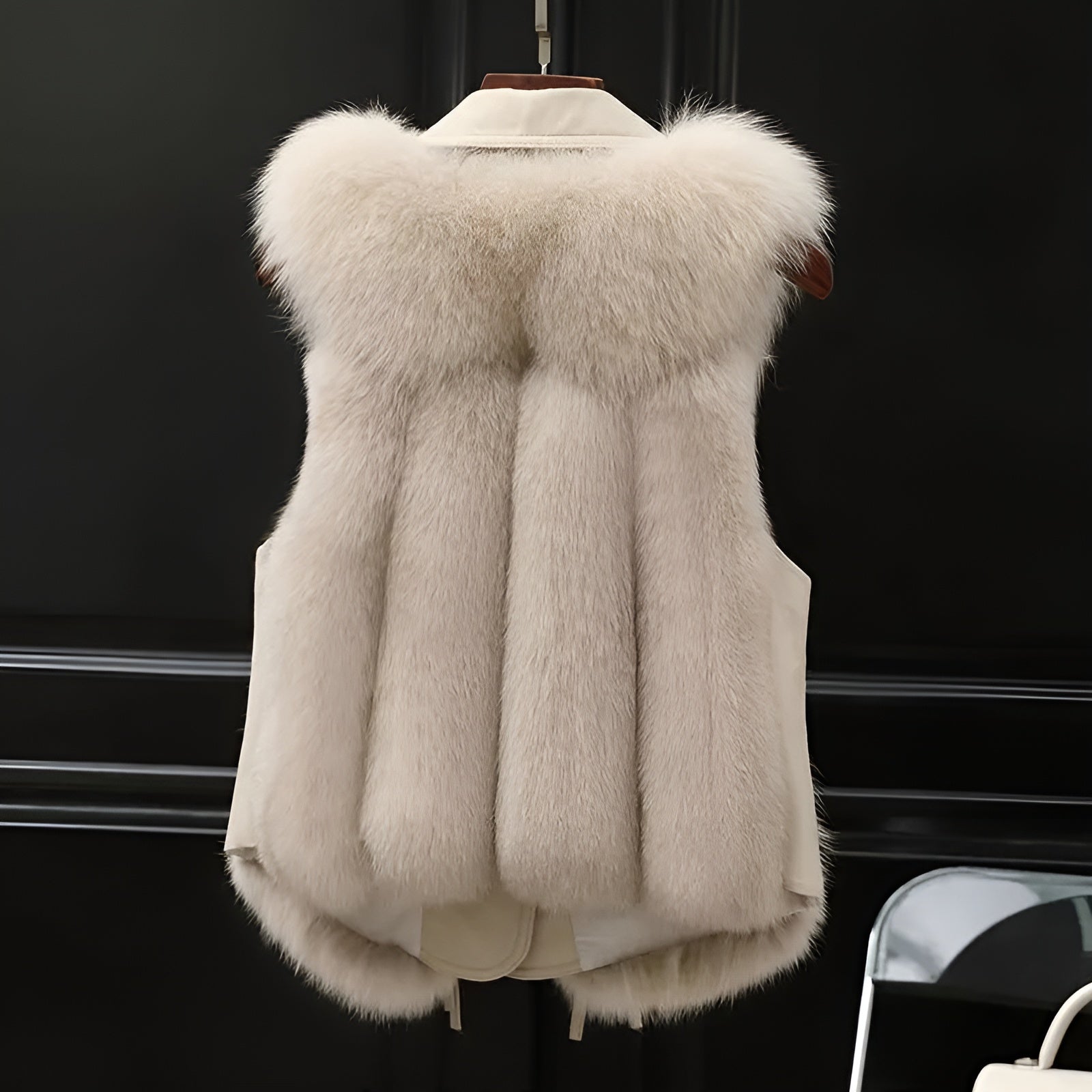 Mila - Cozy Faux Fur Vest Coat