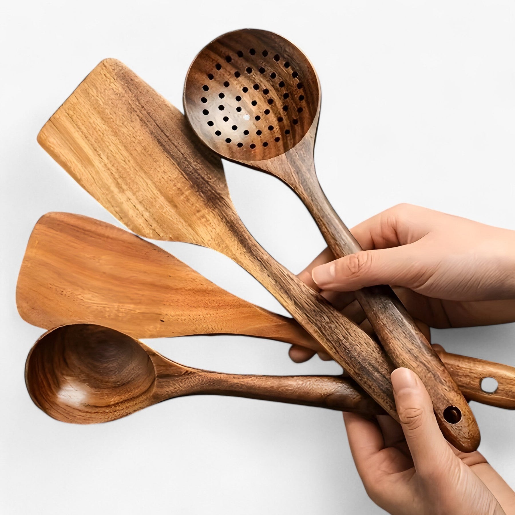 EcoWood wooden kitchen utensil set with 11 pieces