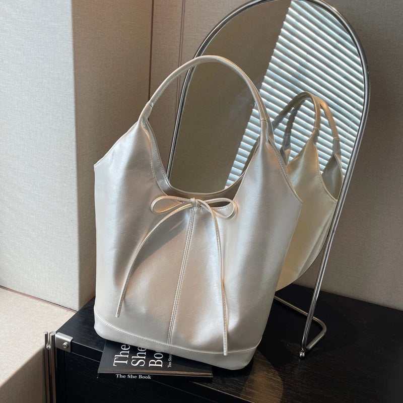 Ribbon Style Tote Bag