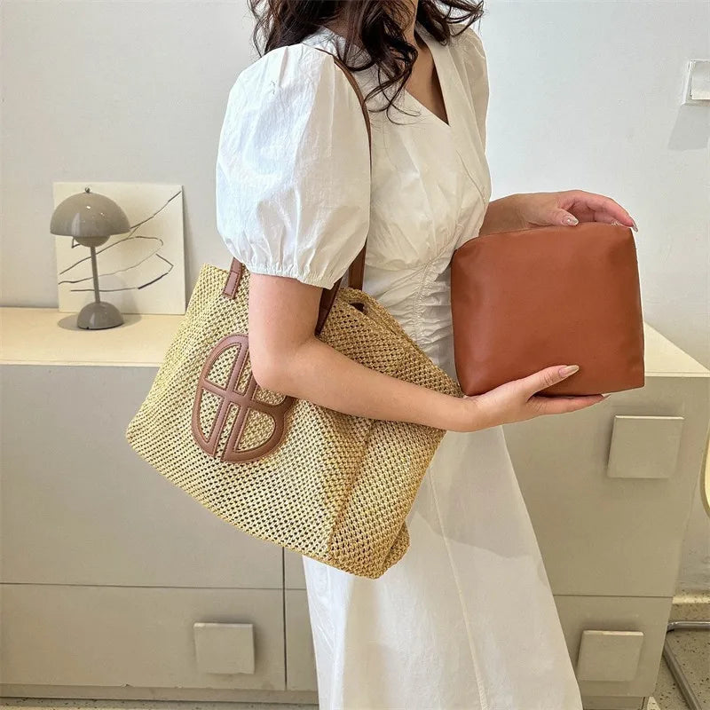 Straw Hollow Designer Casual Beach Bag