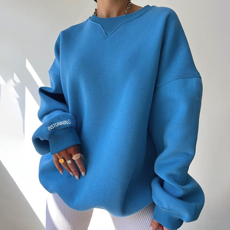 Mie - Oversized Long Sleeve Top with Round Neck