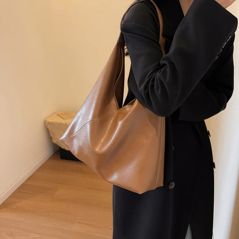 2024 Tend Female Simple Underarm Hobo Handbag