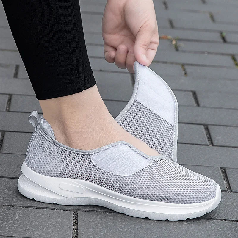 Max Easy-Fit Comfort Shoes