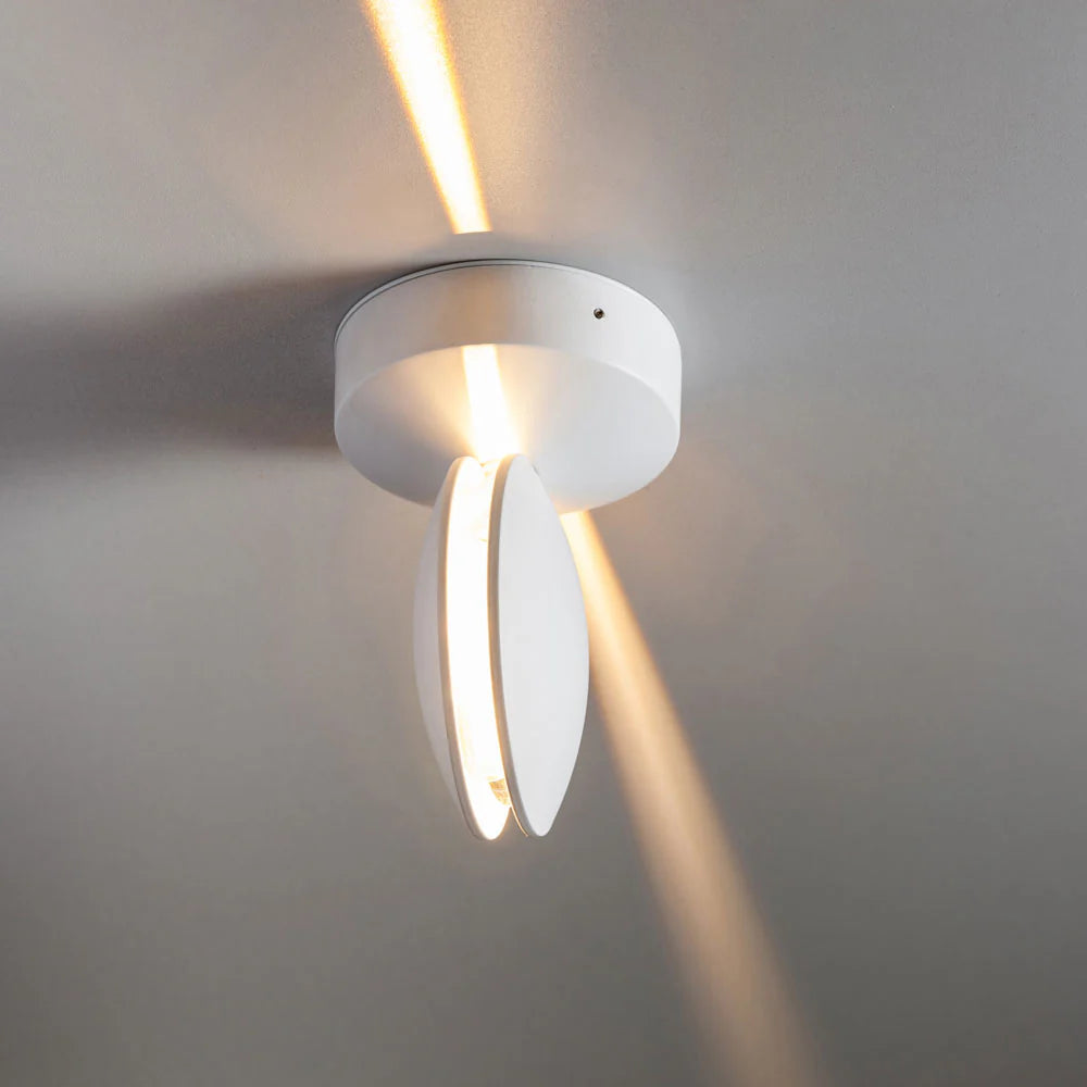 LumoFlex 360° LED Wall Lamp