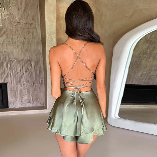 Melissa - Backless satin dress