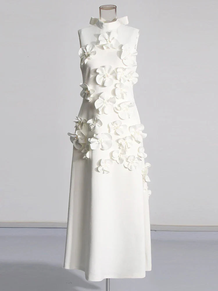 Monaliza - Sculptural Floral Maxi Dress for Elegant Flow