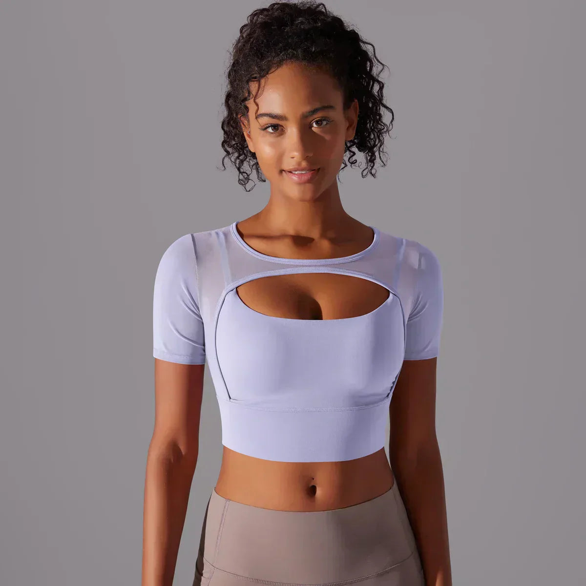 Danielle - Short-Sleeved Sports Top with Neckline for Women