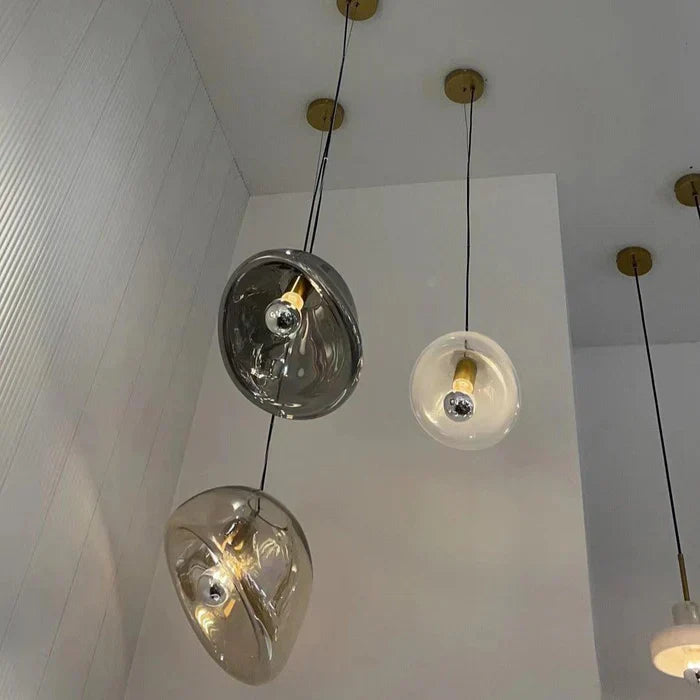 Dråbelux Elegant Glass Pendant Light – Stylish Ceiling Lighting with Soft Light