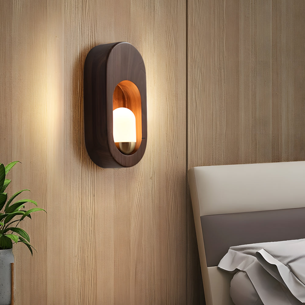 Glow - Modern, curved wall lamp with soft LED light