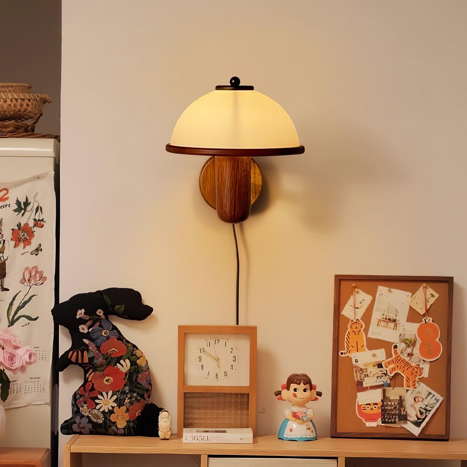 Nordlys Nature Wall Lamp – Mushroom-shaped Wood Look Decoration