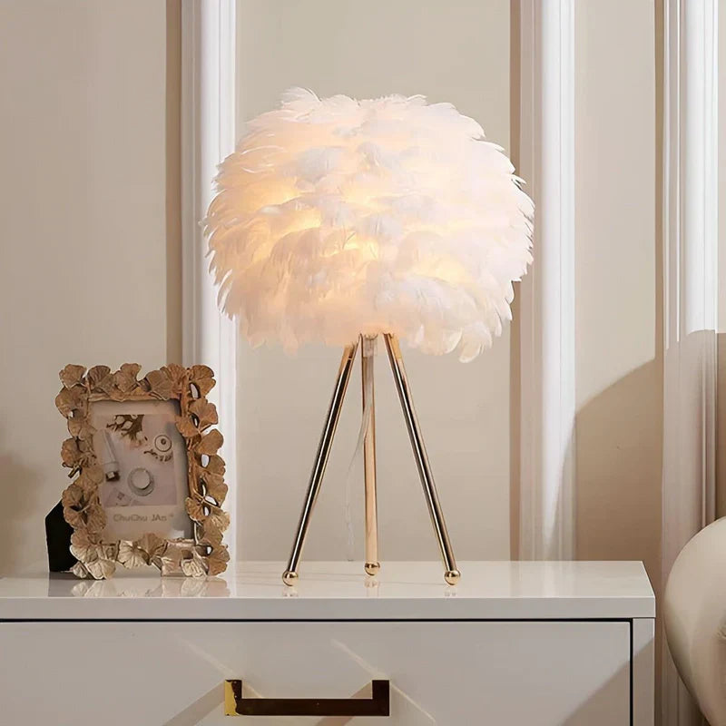 FeatherLuxe - Soft Glow Feather Lamp