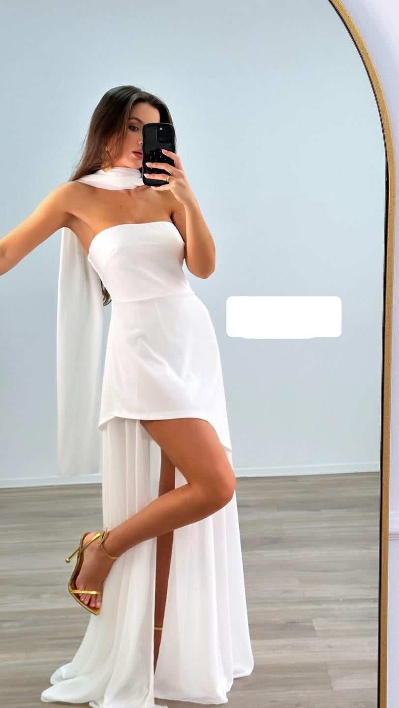 Amélie – Elegant Strapless Dress with Double-Layer Skirt