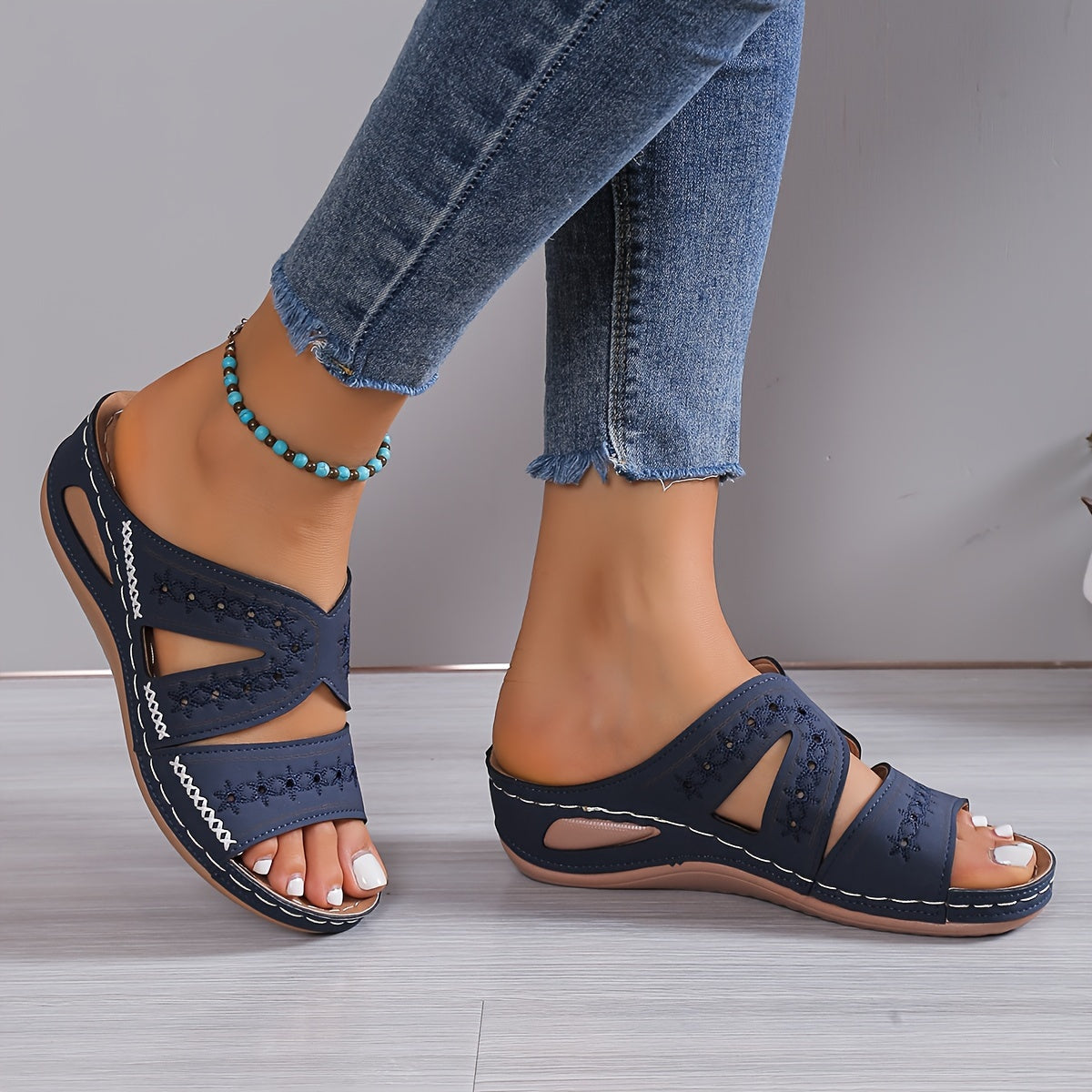 Women retro high bottom Sandal