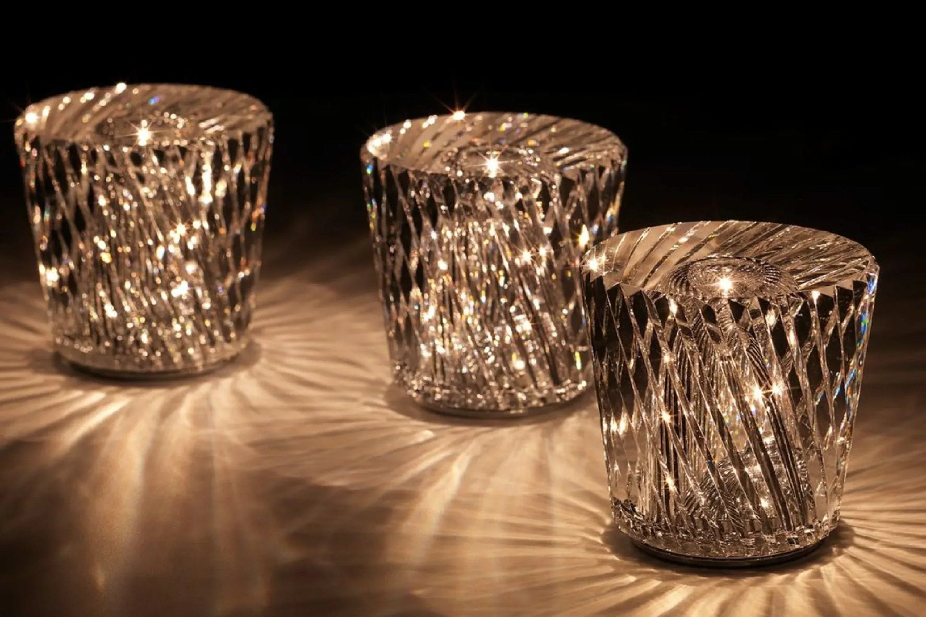 Diamond Glow LED Crystal Lamp