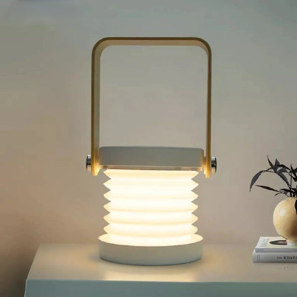 Luxe table lamp with rotating shade