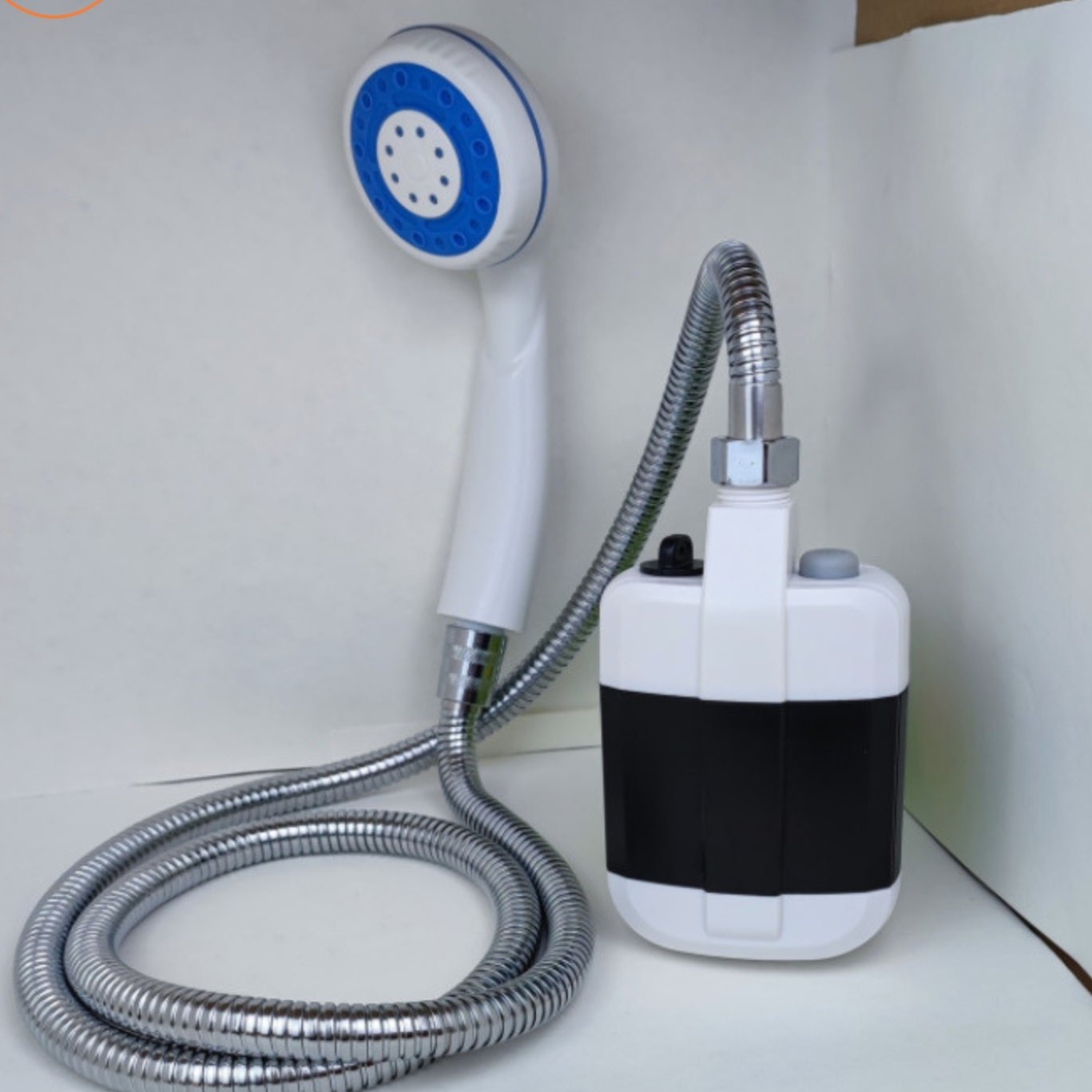 Aquacharge portable electric shower