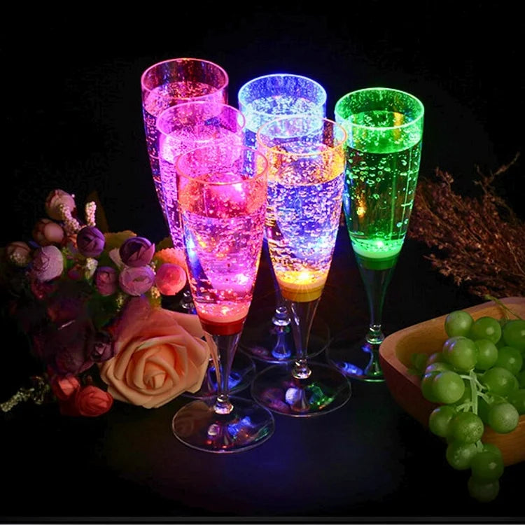 GlowSip - LED Illuminated Wine Glass Set (6 pcs)