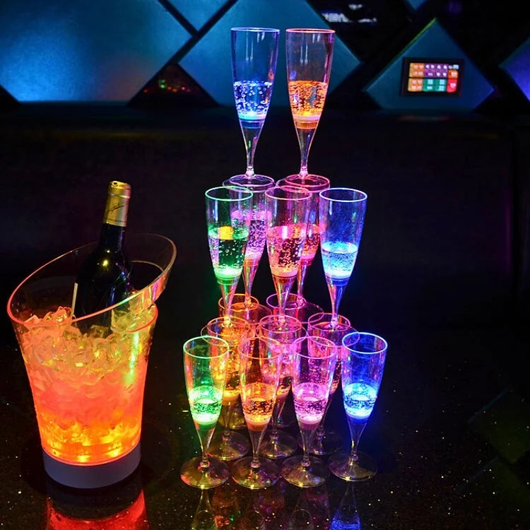 GlowSip - LED Illuminated Wine Glass Set (6 pcs)