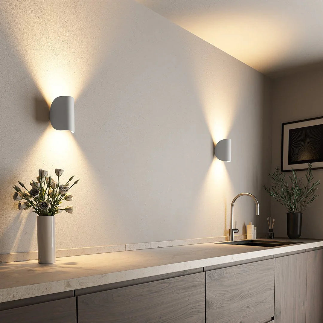 Luma Modern LED Wall Light