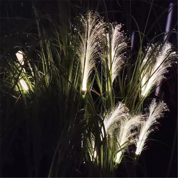 Solar Reeds Elegant Garden Lamp