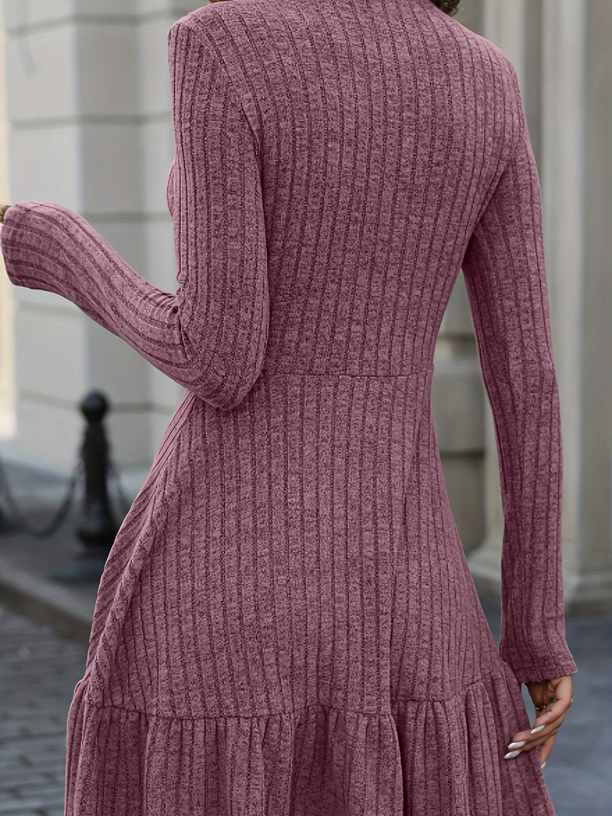 Marie - Elegant trapeze-shaped knitted dress