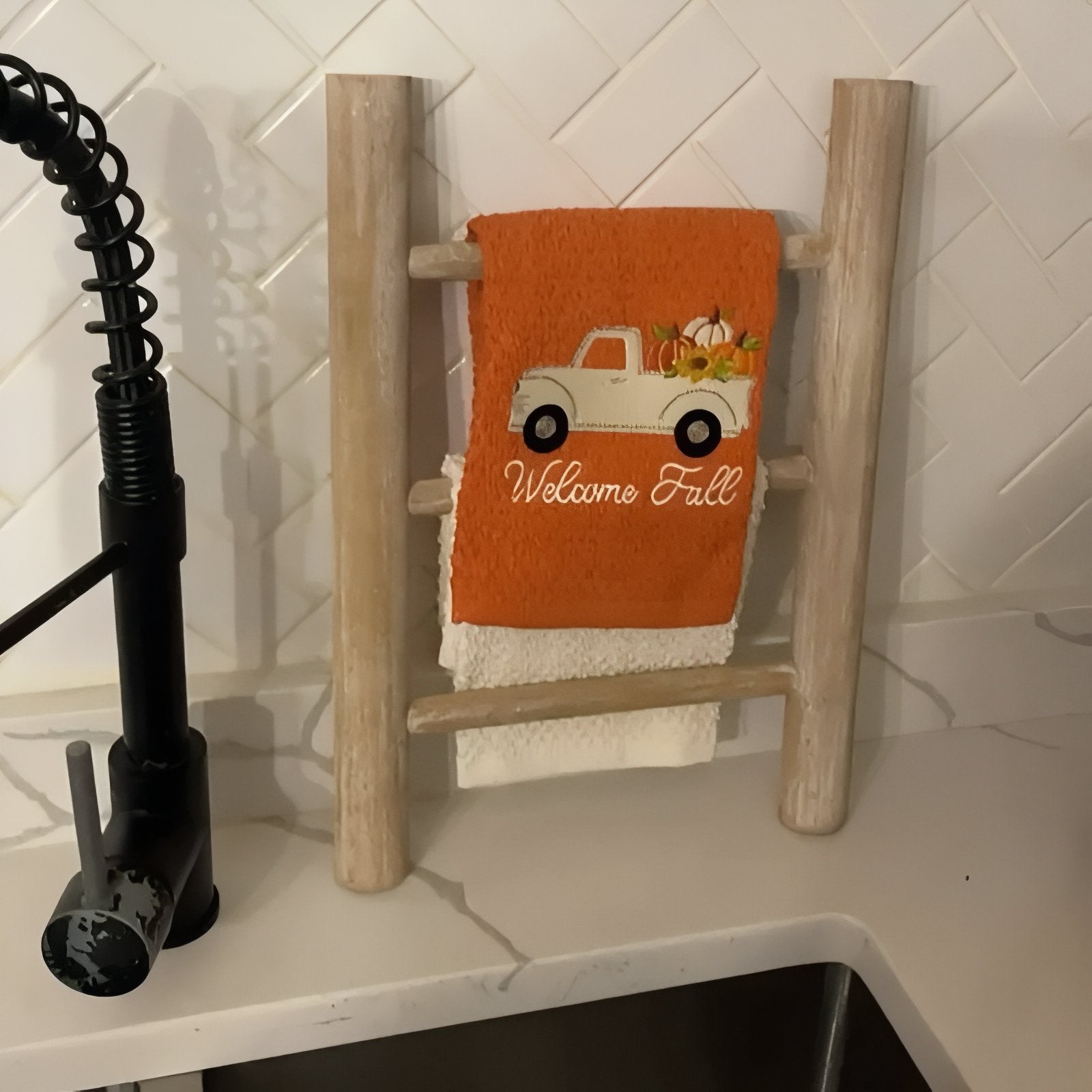 Wooden towel ladder by TræLina