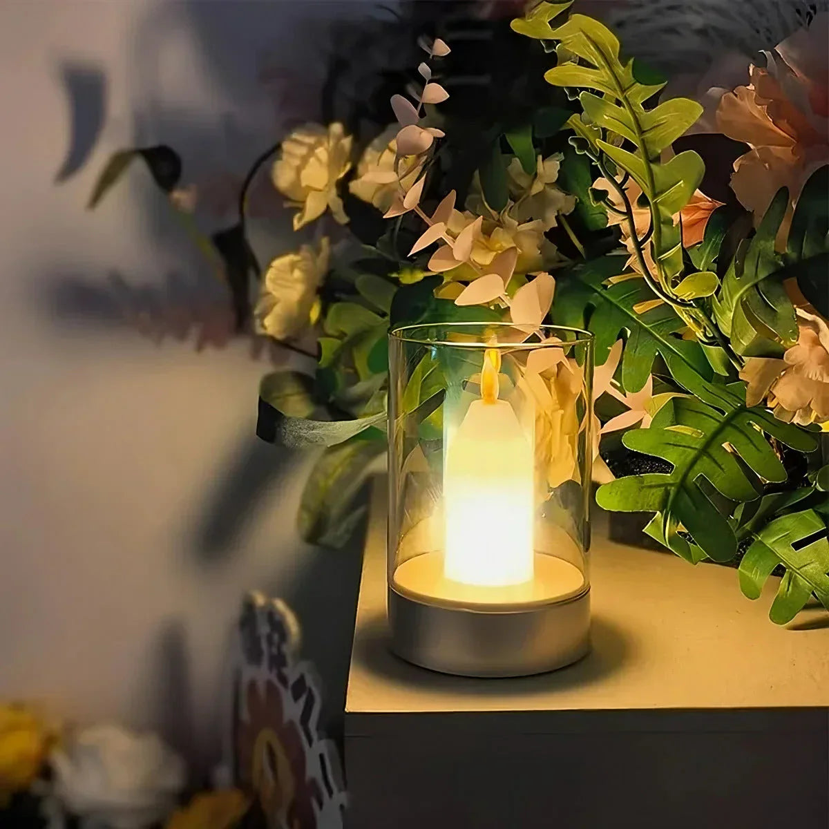 GlowFlicker - Realistic LED Lamp with Flame Effect