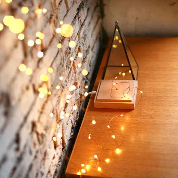 GlowPyramid - Elegant Tablelamp with Fairylights