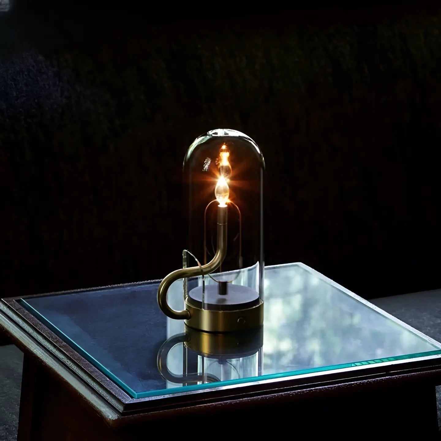 LumiGlow - Adjustable LED Table Lamp for a Cozy Atmosphere