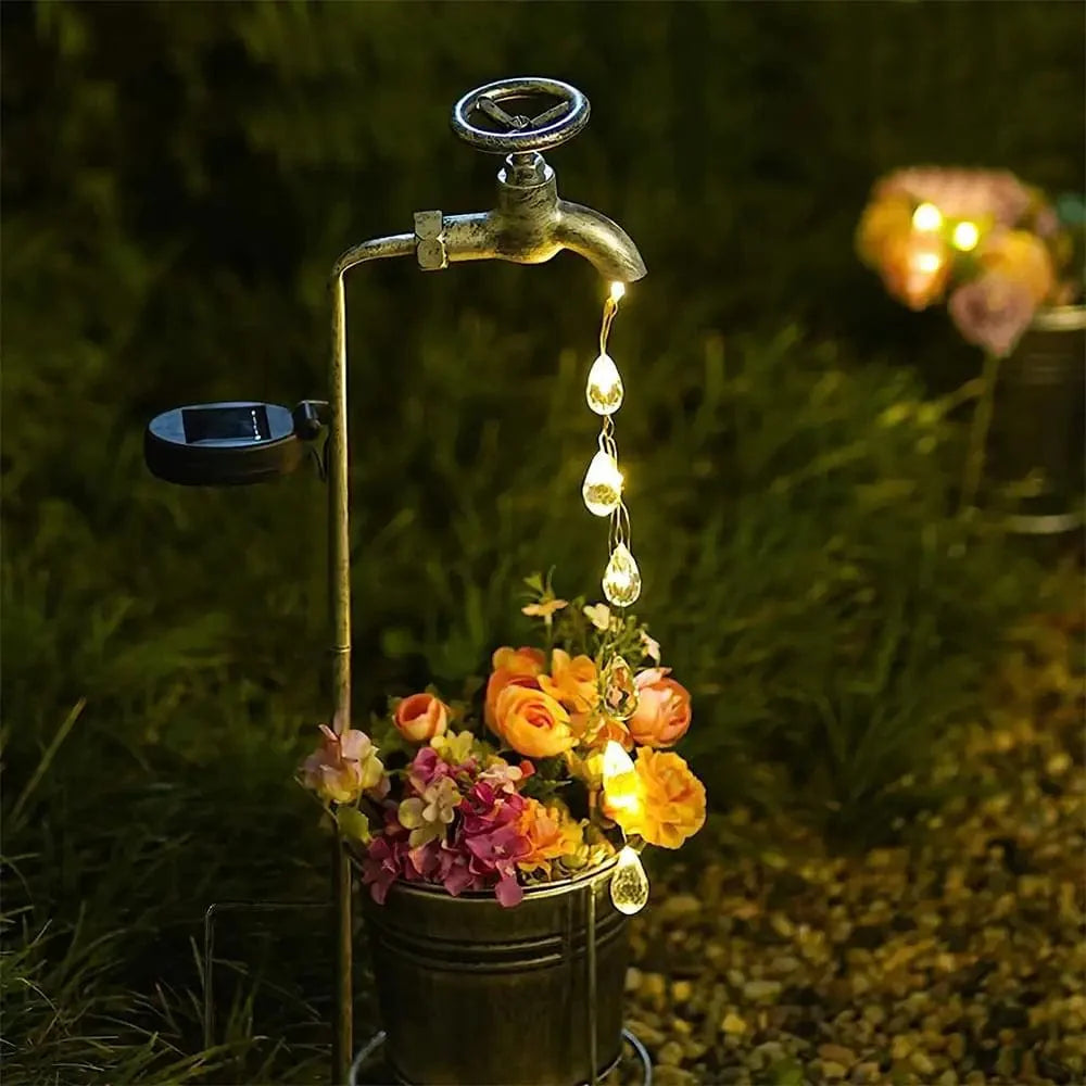 GlowDrop - Solar Powered Water Drop Lamp