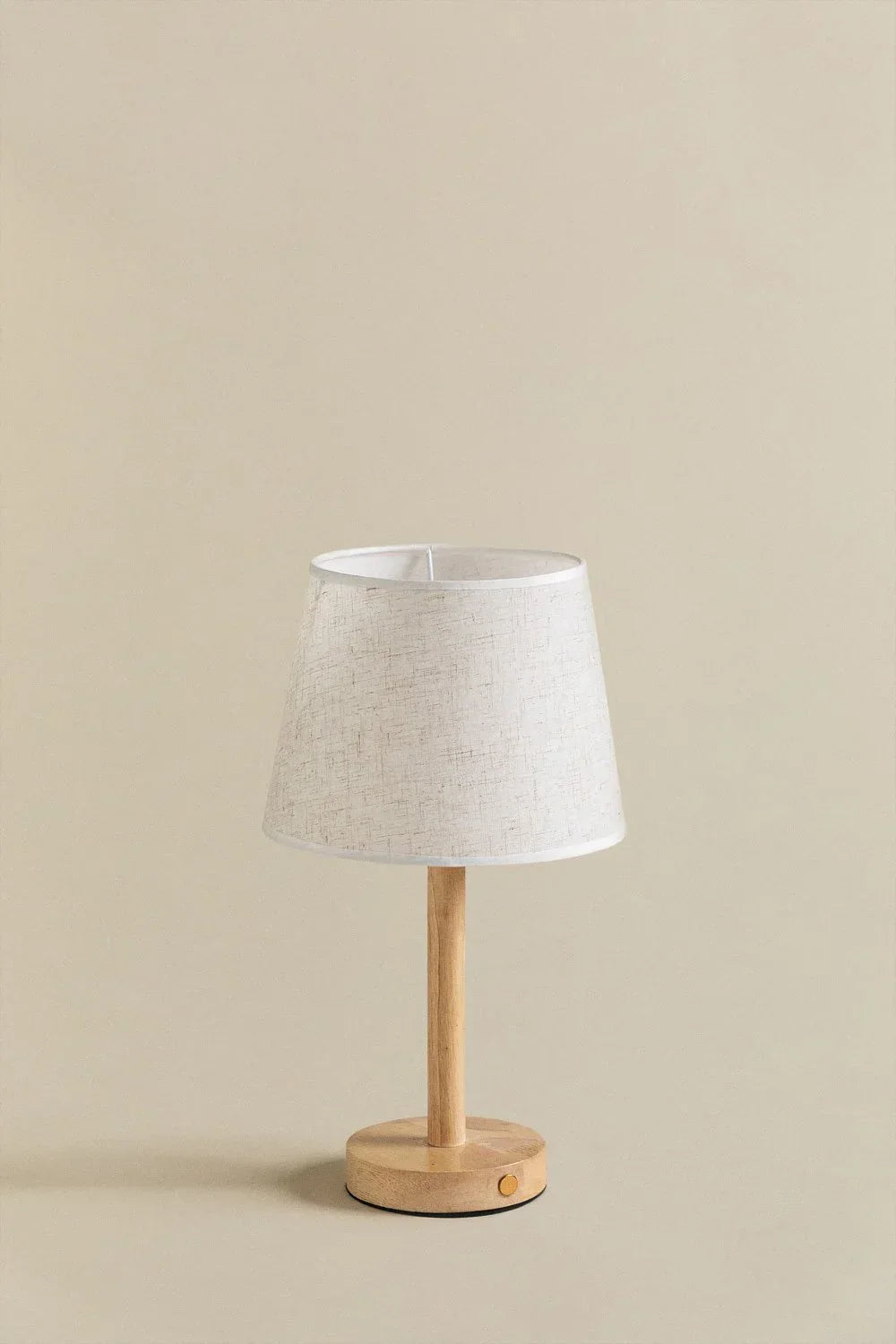 Wireless table lamp made of wood