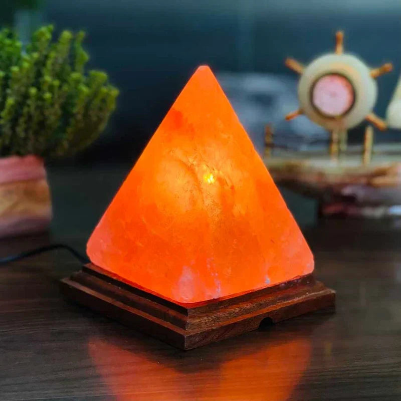 Zen Pyramid – Pyramid-Shaped Table Lamp