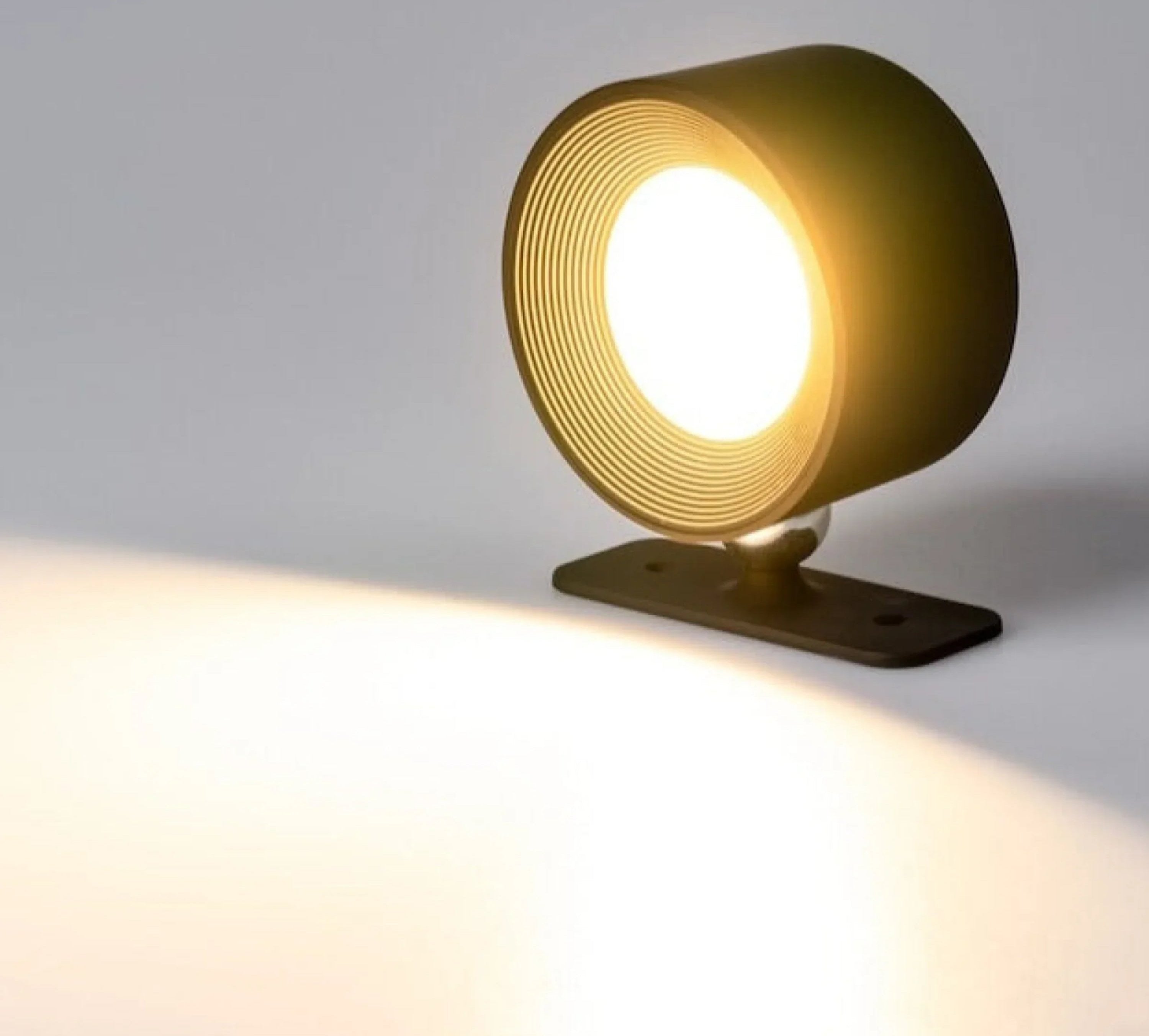 Sierra 360 LED light