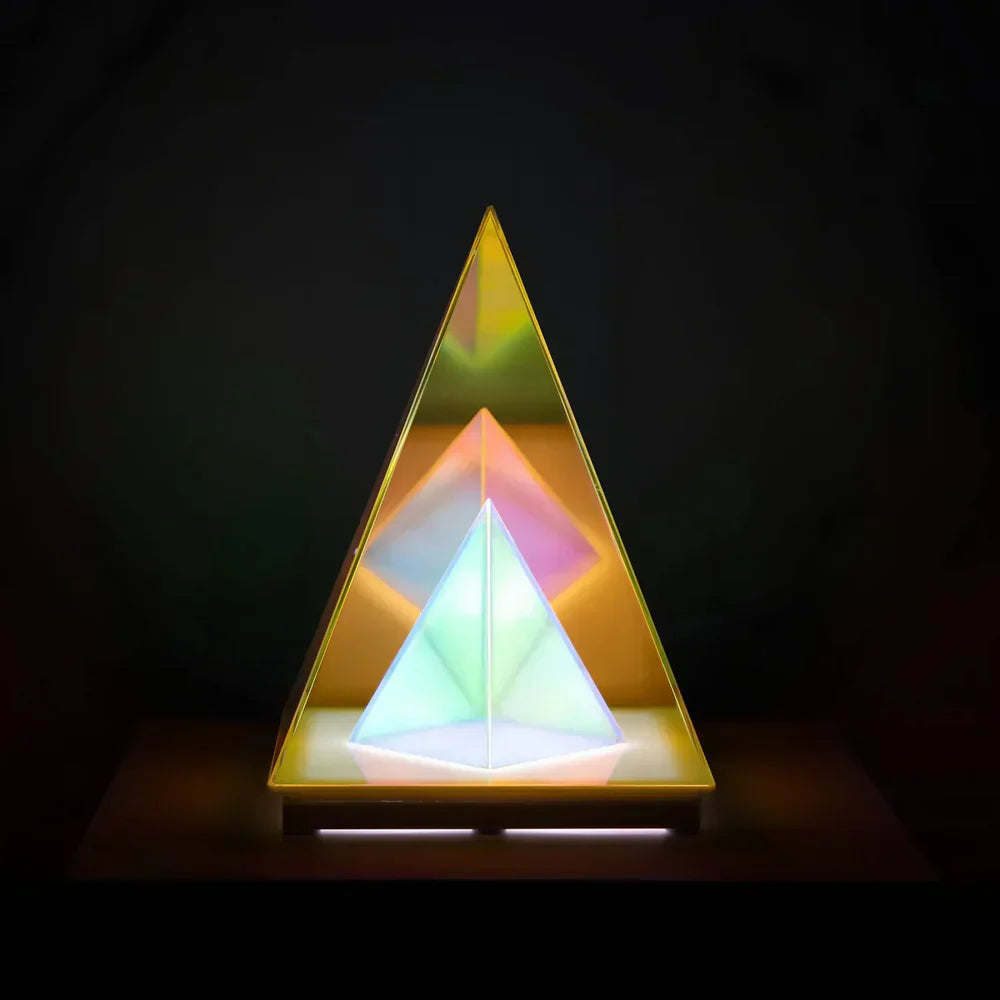 LumiPyramid - Pyramid Lamp with Changing Iridescent Colors