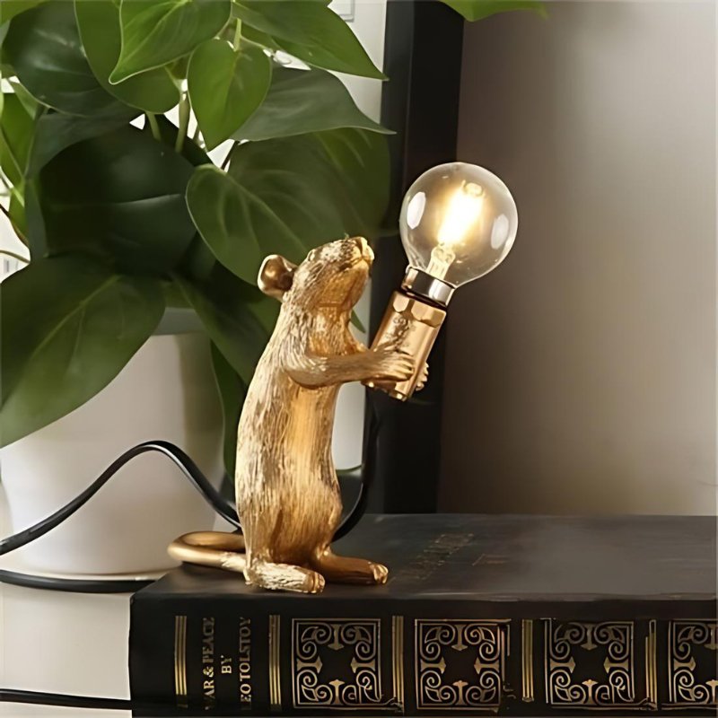 Decorative mouse lamp