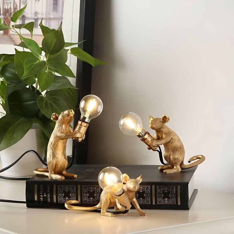 Decorative mouse lamp